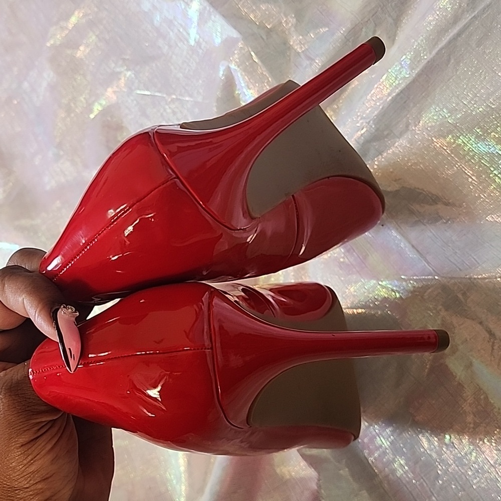 torrid Red Patent Pointed-Toe Stiletto Pumps - Picture 6 of 6
